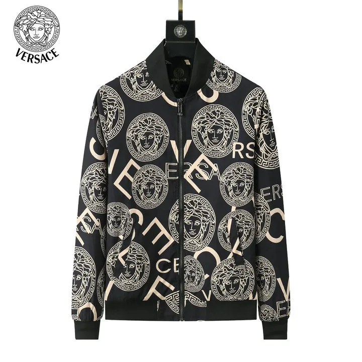 【2026】【VERSACE 公式旗艦店】ヴェルサーチ ジャケット着好評に付き再入荷！