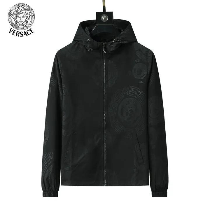 【2026】【VERSACE 公式旗艦店】ヴェルサーチ ジャケット着好評に付き再入荷！