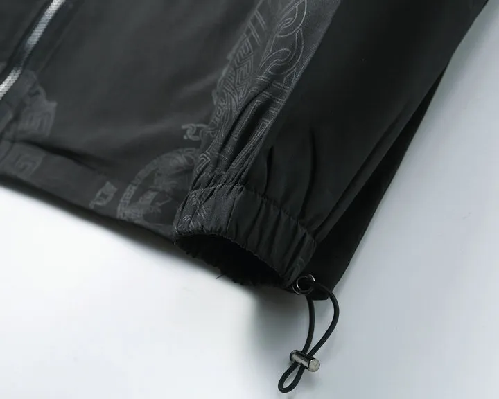 【2026】【VERSACE 公式旗艦店】ヴェルサーチ ジャケット着好評に付き再入荷！