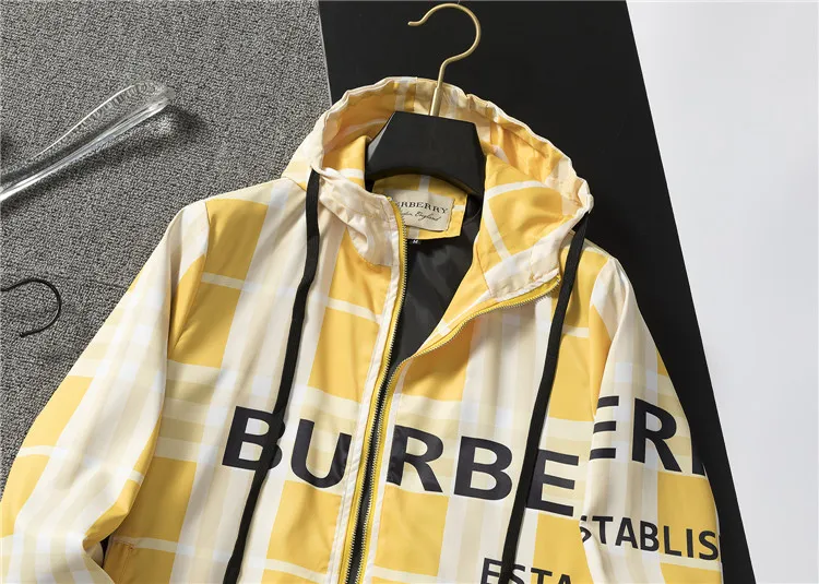 【2026】【BURBERRY 公式旗艦店】バーバリー  ジャケット着好評に付き再入荷！