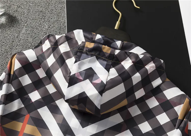 【2026】【BURBERRY 公式旗艦店】バーバリー  ジャケット着好評に付き再入荷！