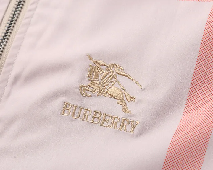 【2026】【BURBERRY 公式旗艦店】バーバリー  ジャケット着好評に付き再入荷！