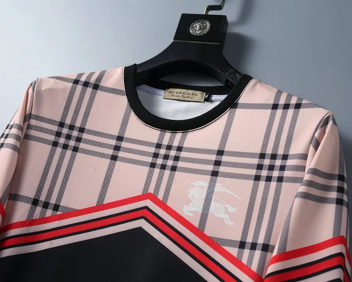 【2026】【BURBERRY 公式旗艦店】バーバリー  丸首の衛衣 スウェット ご好評に付き再入荷！