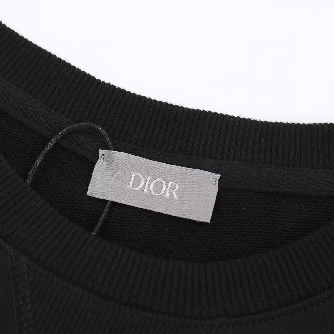 【2026】【DIOR 公式旗艦店】ディオール 丸首の衛衣 スウェットご好評に付き再入荷！