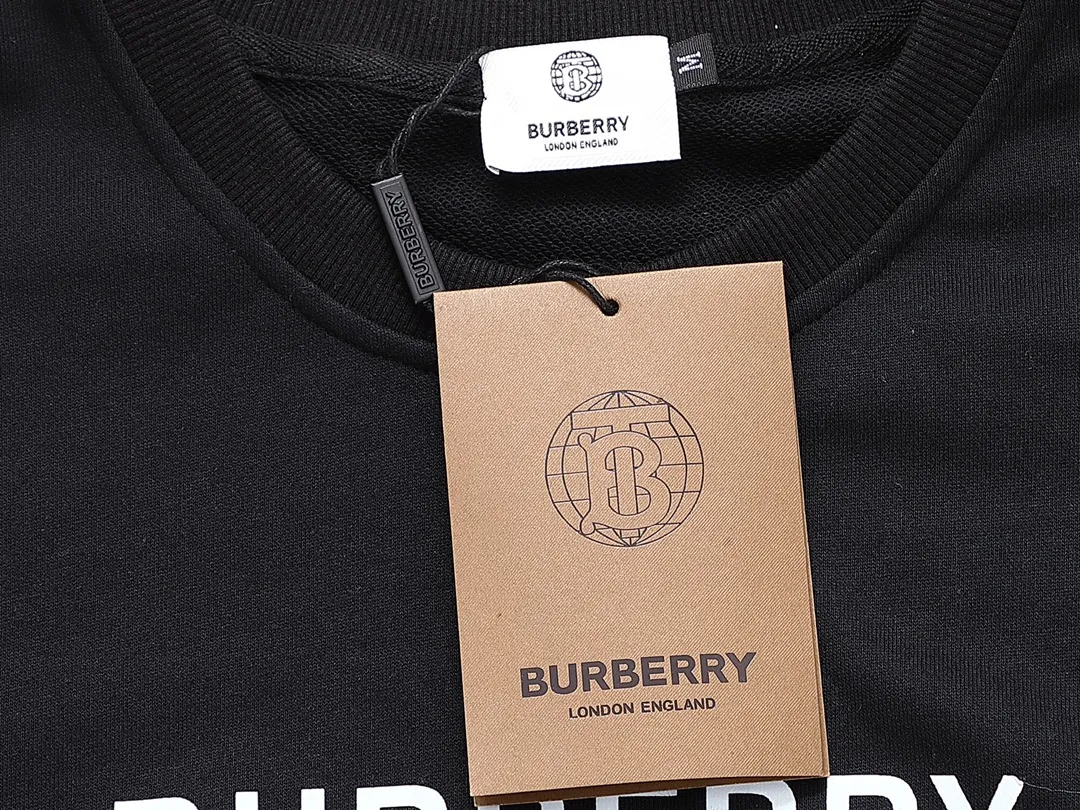 【2026】【BURBERRY 公式旗艦店】バーバリー  丸首の衛衣 スウェット ご好評に付き再入荷！