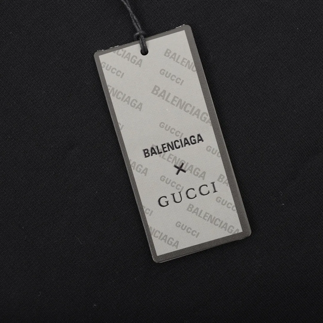 【2026】【GUCCI  公式旗艦店】グッチ  丸首の衛衣 スウェットご好評に付き再入荷！