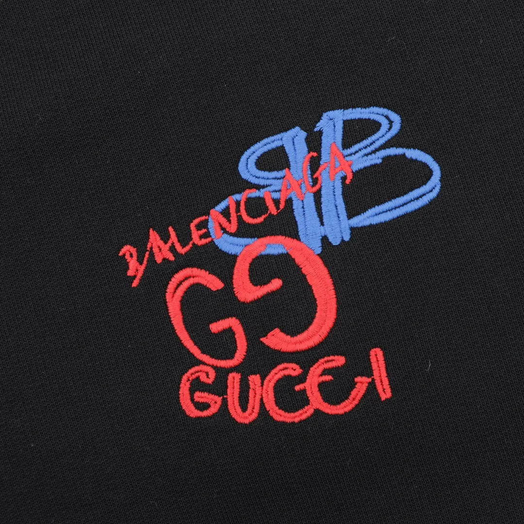 【2026】【GUCCI  公式旗艦店】グッチ  丸首の衛衣 スウェットご好評に付き再入荷！