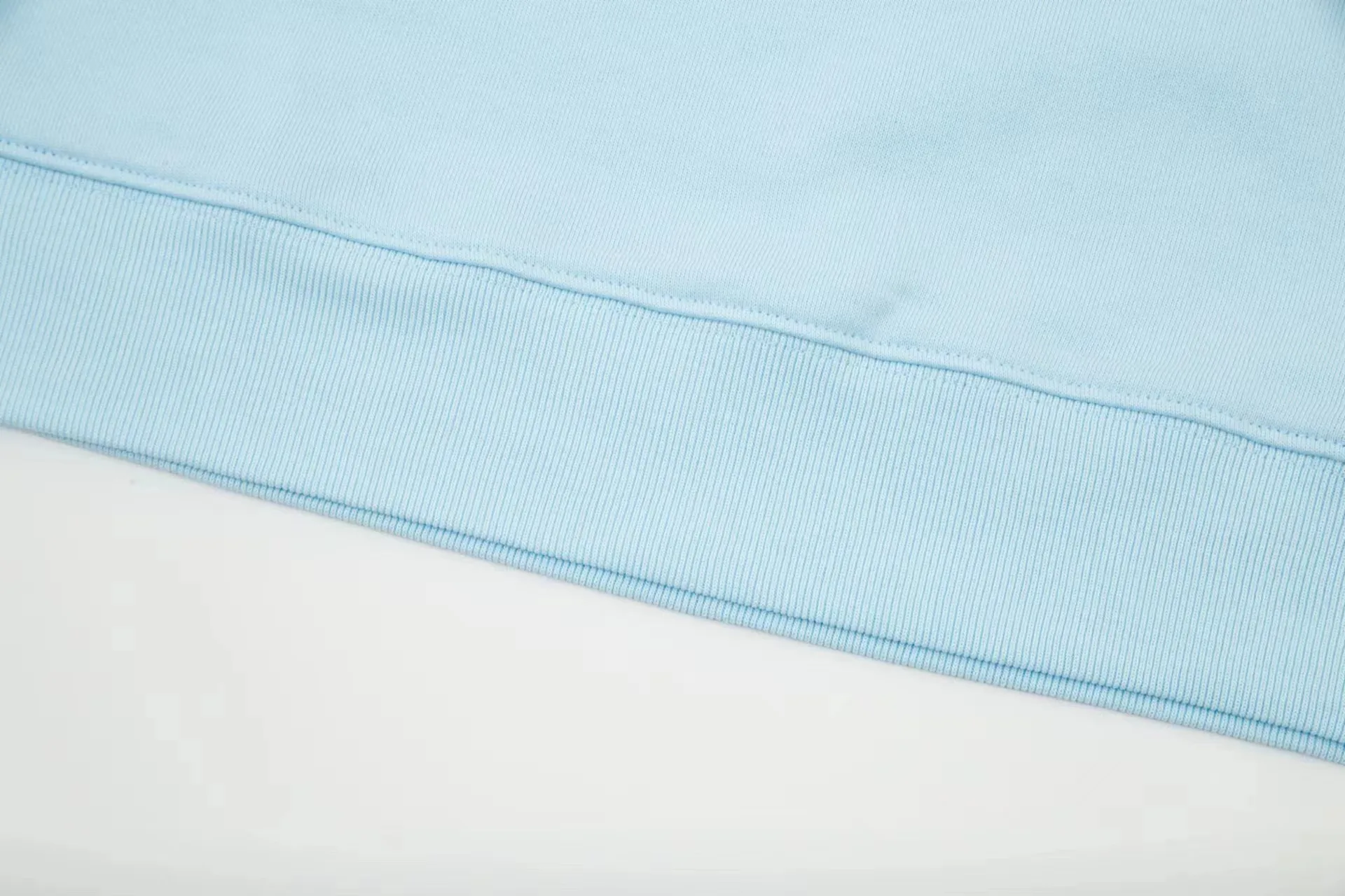 【2026】【GUCCI  公式旗艦店】 グッチ 丸首の衛衣 スウェットご好評に付き再入荷！