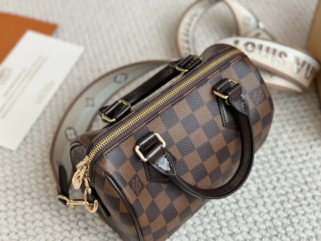 【2026】【LOUIS VUITTON  公式旗艦店】ルイヴィトン  ハンドバッグ 当日出荷 好評に付き再入荷！24*25CM