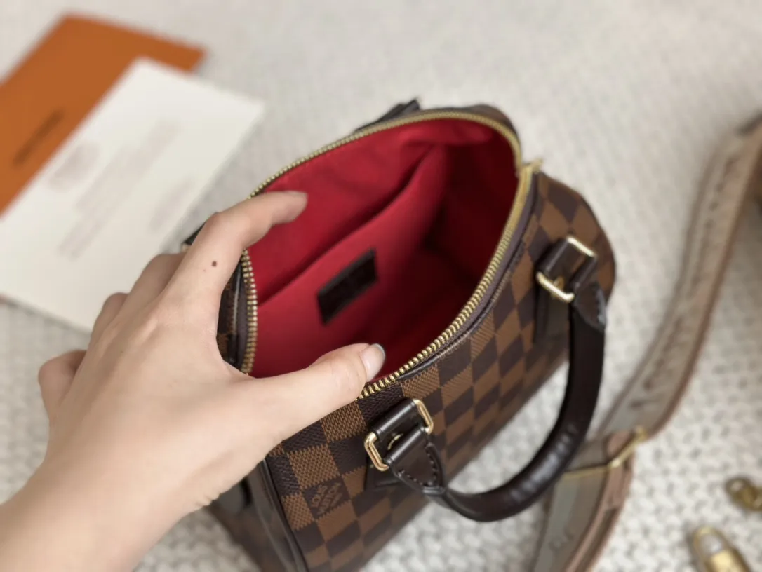 【2026】【LOUIS VUITTON  公式旗艦店】ルイヴィトン  ハンドバッグ 当日出荷 好評に付き再入荷！24*25CM