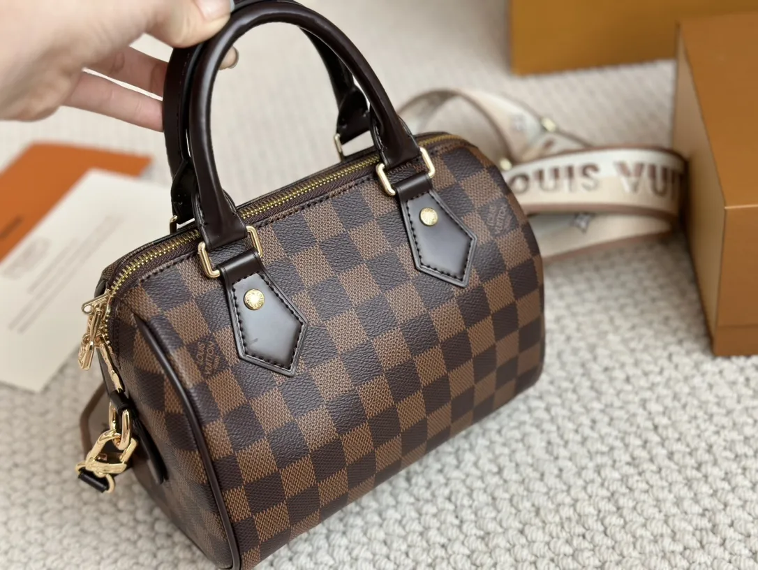 【2026】【LOUIS VUITTON  公式旗艦店】ルイヴィトン  ハンドバッグ 当日出荷 好評に付き再入荷！24*25CM