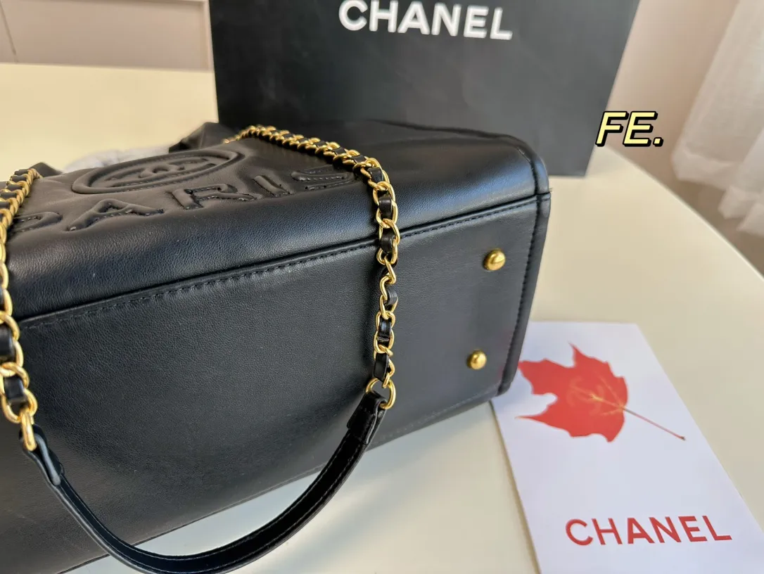【2026】【CHANEL  公式旗艦店】シャネル   ハンドバッグ当日出荷 好評に付き再入荷！36*28CM