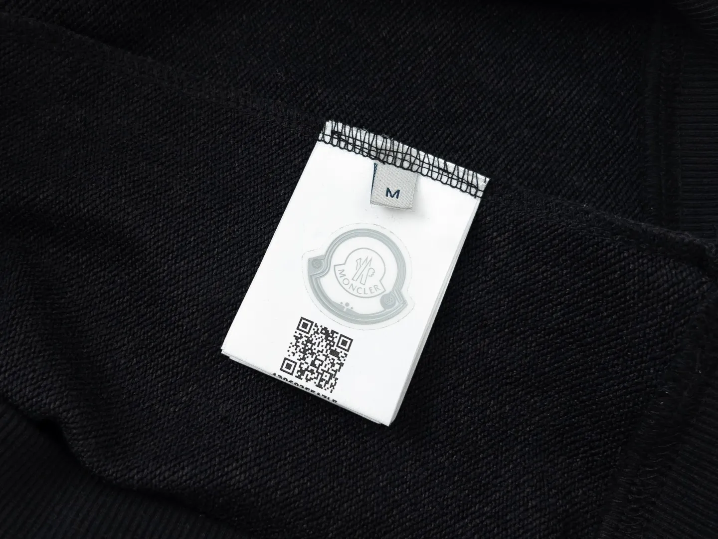 【2026】【MONCLER 公式旗艦店】モンクレール  丸首の衛衣 スウェットご好評に付き再入荷！