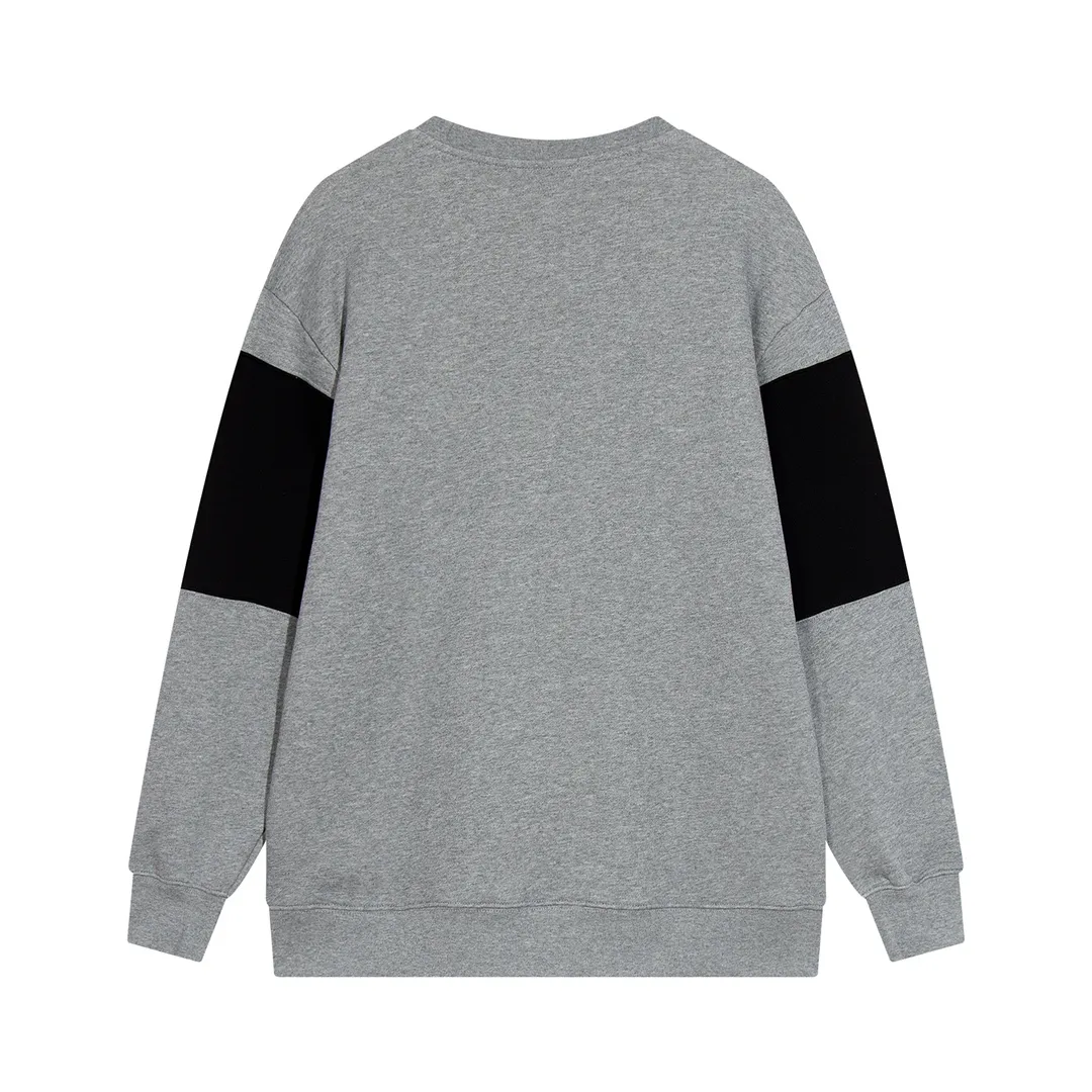【2026】【GUCCI  公式旗艦店】グッチ  丸首の衛衣 スウェットご好評に付き再入荷！
