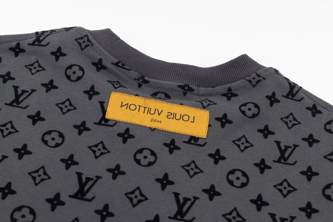 【2026】【LOUIS VUITTON  公式旗艦店】ルイヴィトン 丸首の衛衣 スウェット ご好評に付き再入荷！