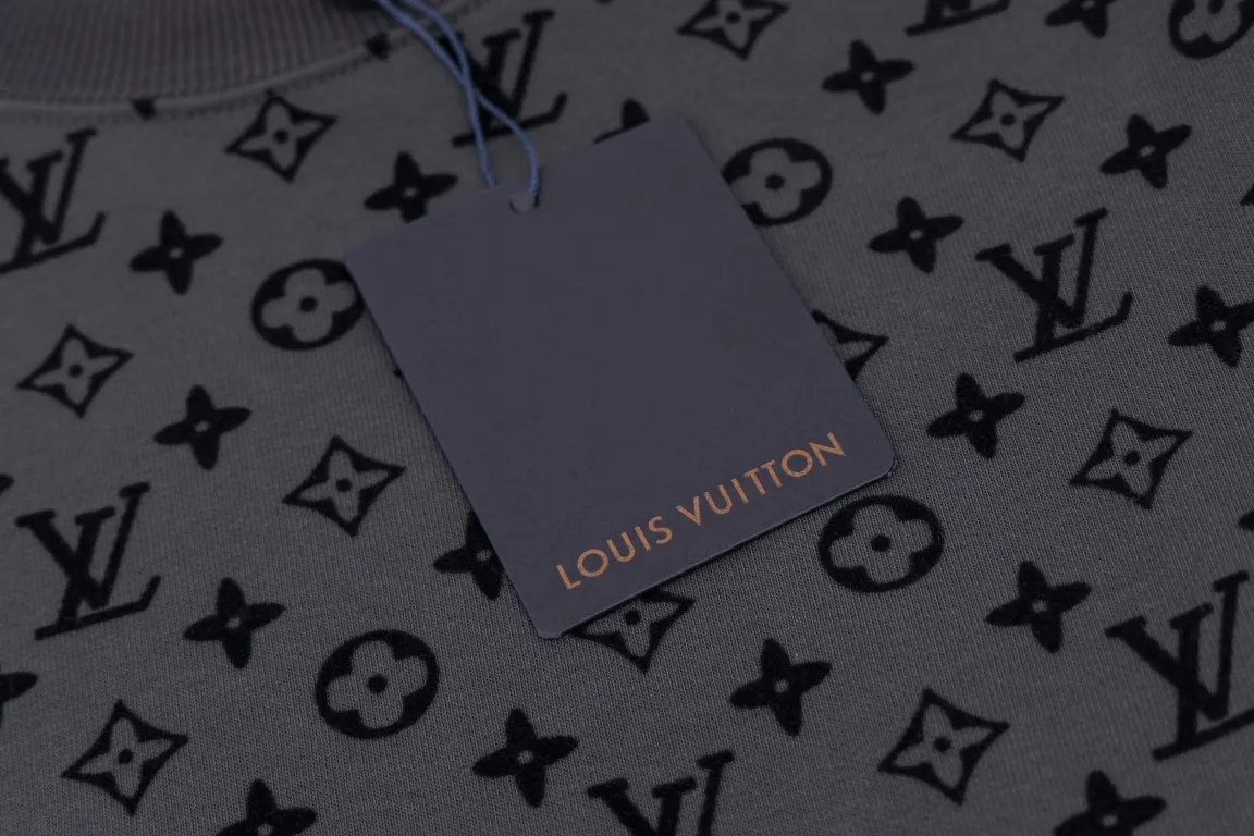 【2026】【LOUIS VUITTON  公式旗艦店】ルイヴィトン 丸首の衛衣 スウェット ご好評に付き再入荷！
