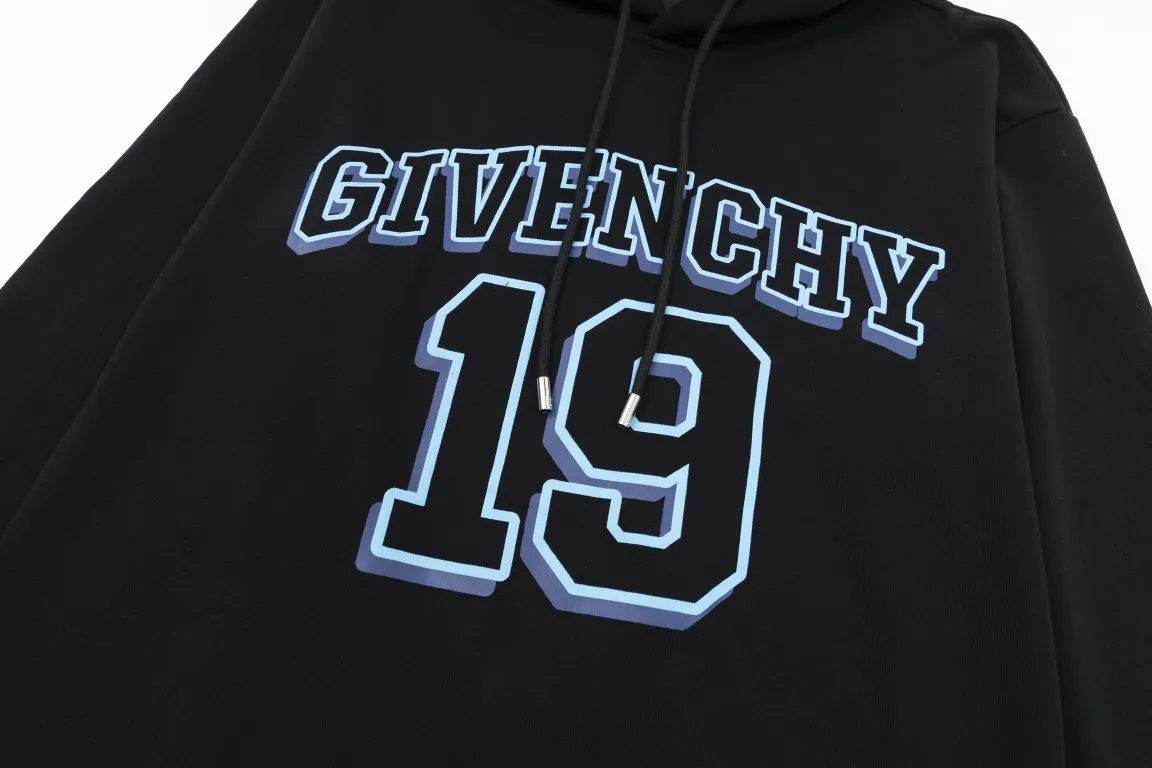 【2026】【GIVENCHY  公式旗艦店】ジバンシー パーカー スウェット ご好評に付き再入荷！