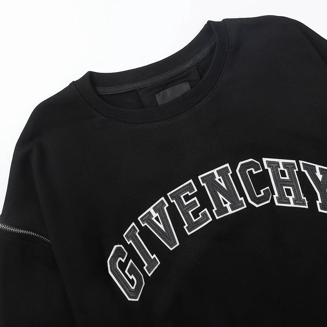 【2026】【GIVENCHY  公式旗艦店】ジバンシー 丸首の衛衣 スウェットご好評に付き再入荷！