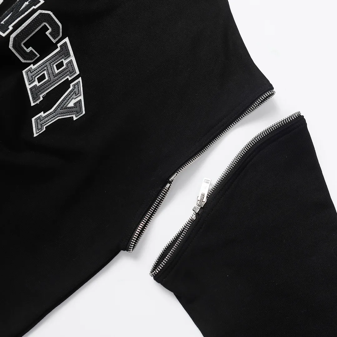 【2026】【GIVENCHY  公式旗艦店】ジバンシー 丸首の衛衣 スウェットご好評に付き再入荷！
