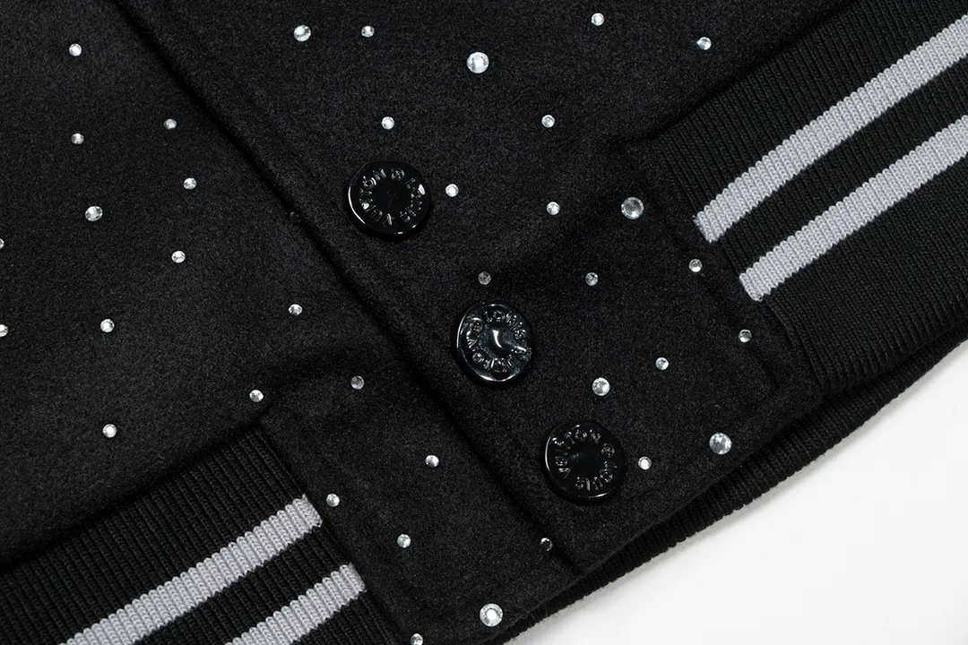 【2026】【LOUIS VUITTON  公式旗艦店】ルイヴィトン  野球着 ジャケット着 好評に付き再入荷！