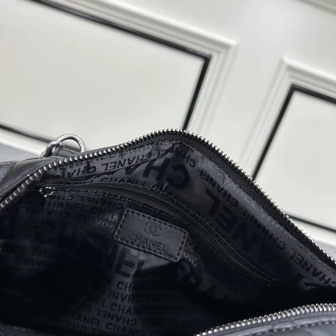 【2026】【CHANEL公式 旗艦店】シャネル 旅行かばん 当日出荷 好評に付き再入荷！32*19*14CM