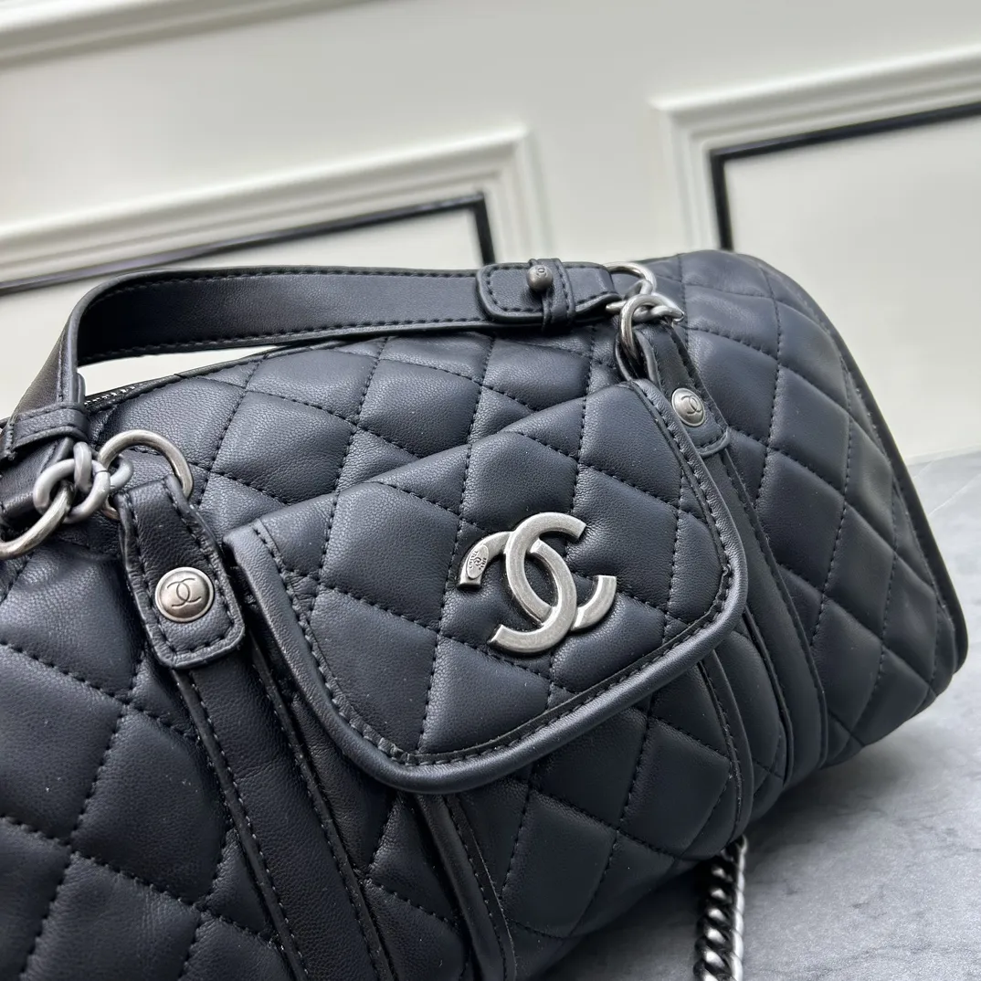 【2026】【CHANEL公式 旗艦店】シャネル 旅行かばん 当日出荷 好評に付き再入荷！32*19*14CM