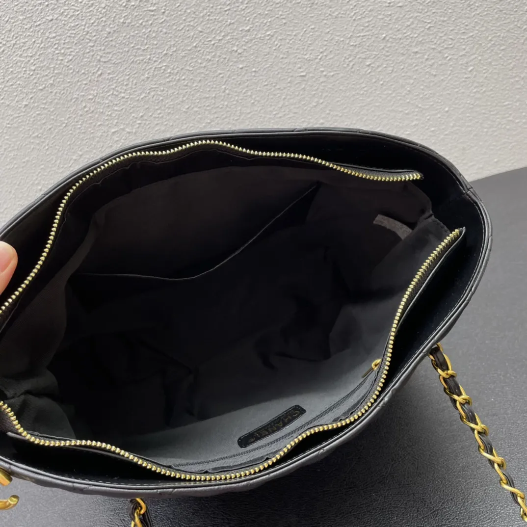 【2026】【CHANEL公式 旗艦店】シャネル  ハンドバッグ当日出荷 好評に付き再入荷！32*27*10CM