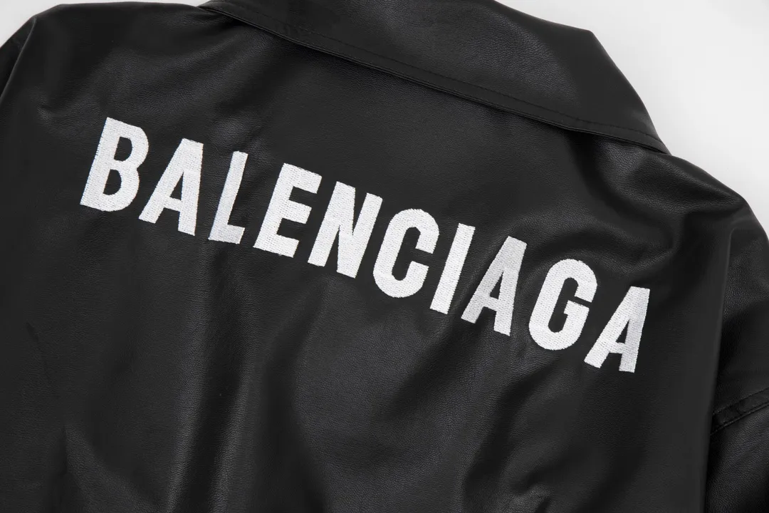 【2026】【BALENCIAGA 公式旗艦店】 バレンシアガ レザージャケット好評に付き再入荷！