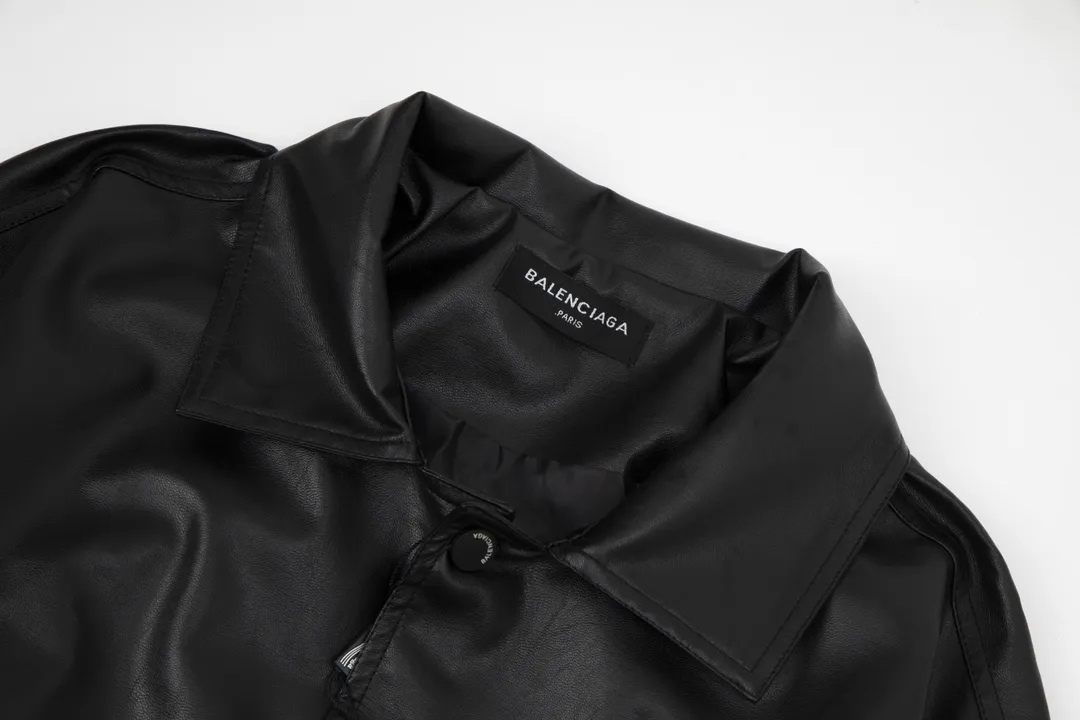 【2026】【BALENCIAGA 公式旗艦店】 バレンシアガ レザージャケット好評に付き再入荷！
