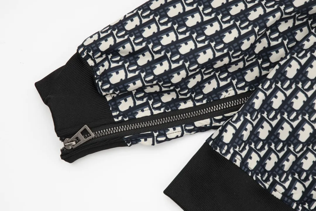 【2026】【DIOR  公式旗艦店】ディオールジャケット 好評に付き再入荷！