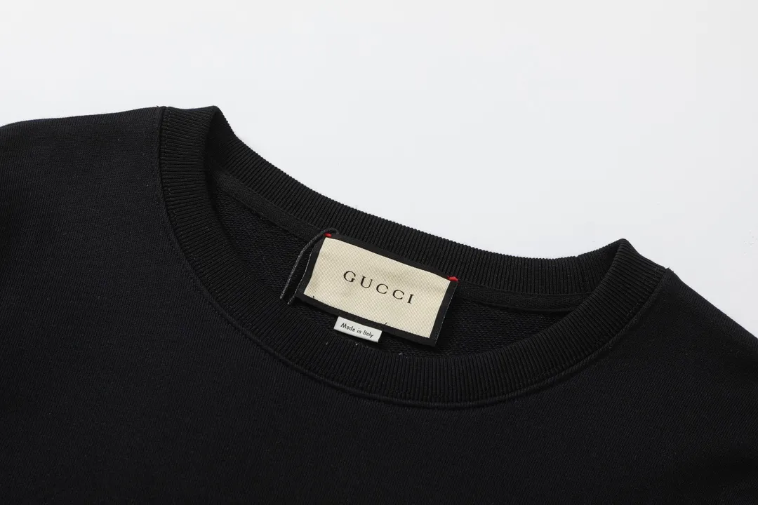 【2026】【GUCCI  公式旗艦店】グッチ  丸首の衛衣 スウェットご好評に付き再入荷！