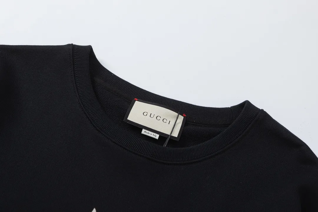 【2026】【GUCCI  公式旗艦店】グッチ  丸首の衛衣 スウェットご好評に付き再入荷！