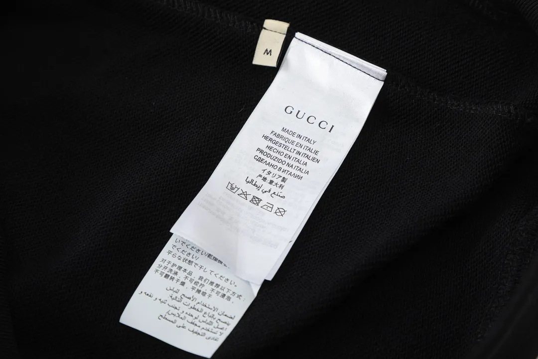 【2026】【GUCCI  公式旗艦店】グッチ  丸首の衛衣 スウェットご好評に付き再入荷！