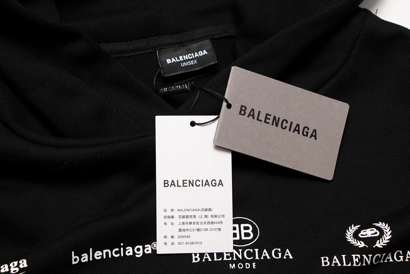 【2026】【BALENCIAGA 公式旗艦店】バレンシアガ  パーカー  ウェット ご好評に付き再入荷！