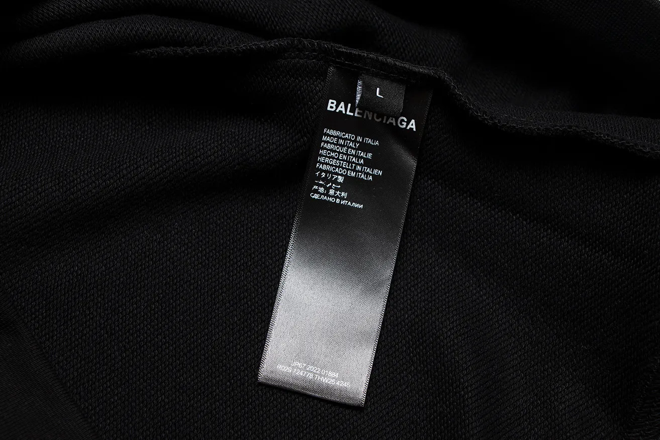 【2026】【BALENCIAGA 公式旗艦店】バレンシアガ  パーカー  ウェット ご好評に付き再入荷！