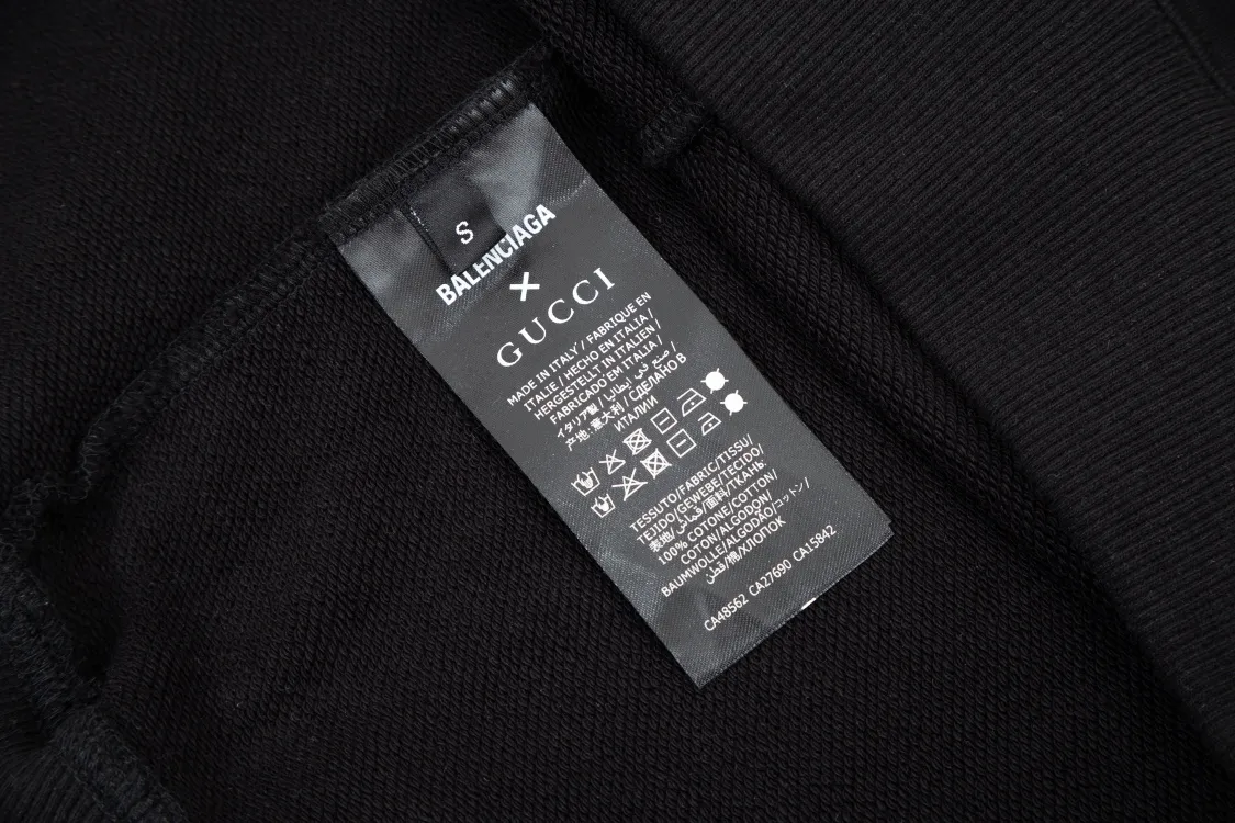 【2026】【BALENCIAGA 公式旗艦店】バレンシアガ 丸首の衛衣 スウェット ご好評に付き再入荷！