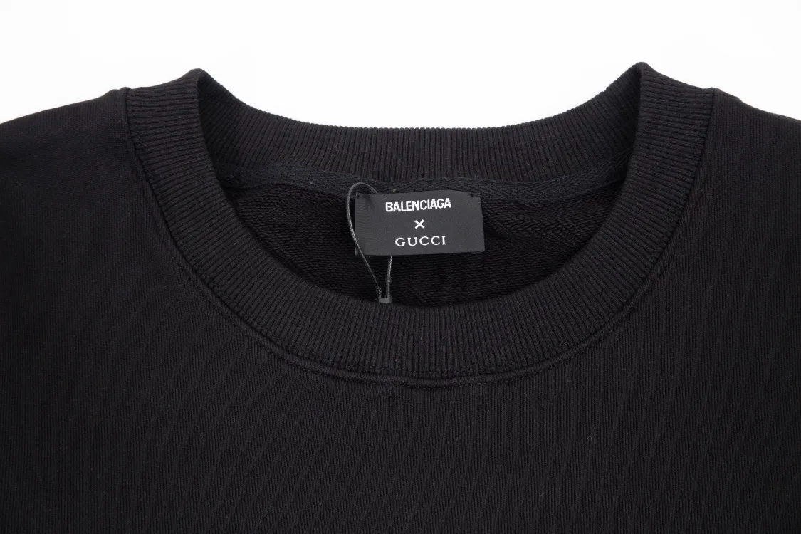 【2026】【BALENCIAGA 公式旗艦店】バレンシアガ 丸首の衛衣 スウェット ご好評に付き再入荷！