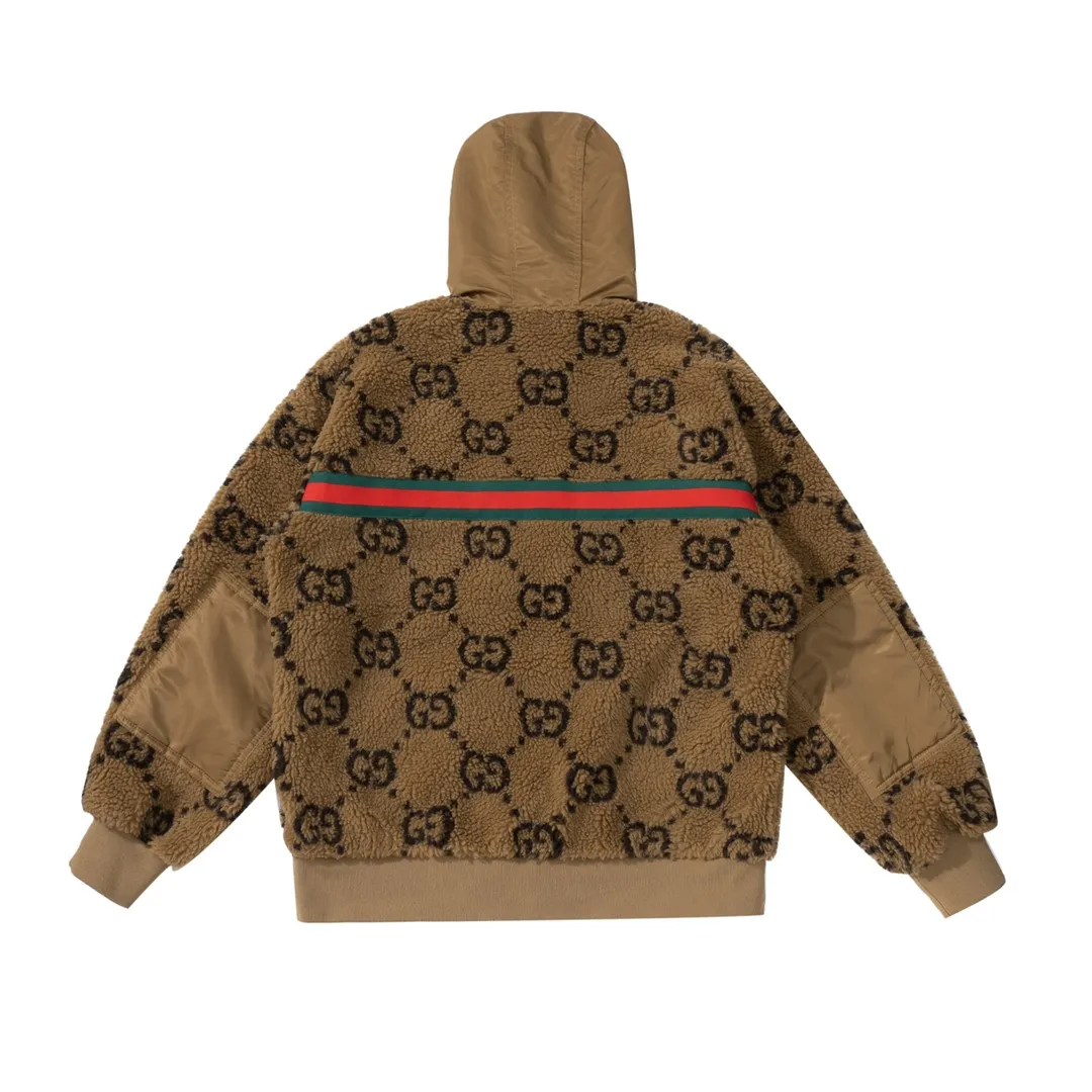 【2026】【GUCCI  公式旗艦店】グッチ  ジャケット着 好評に付き再入荷！