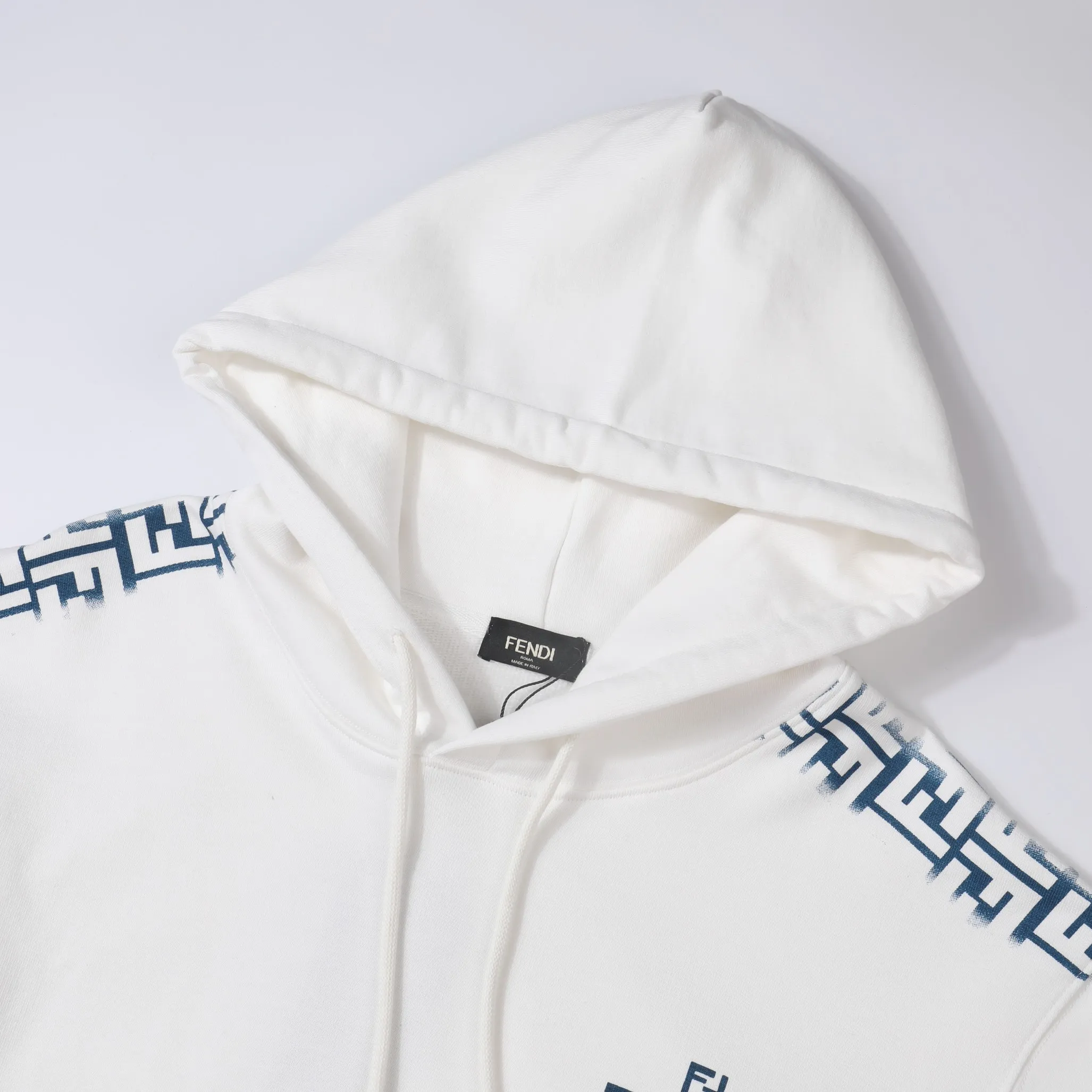 【2026】【FENDI  公式旗艦店】フェンディ パーカー スウェット ご好評に付き再入荷！
