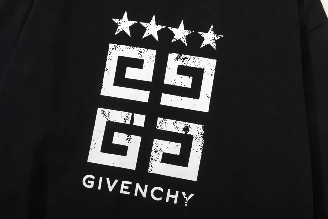 【2026】【GIVENCHY  公式旗艦店】ジバンシー 丸首の衛衣 スウェットご好評に付き再入荷！