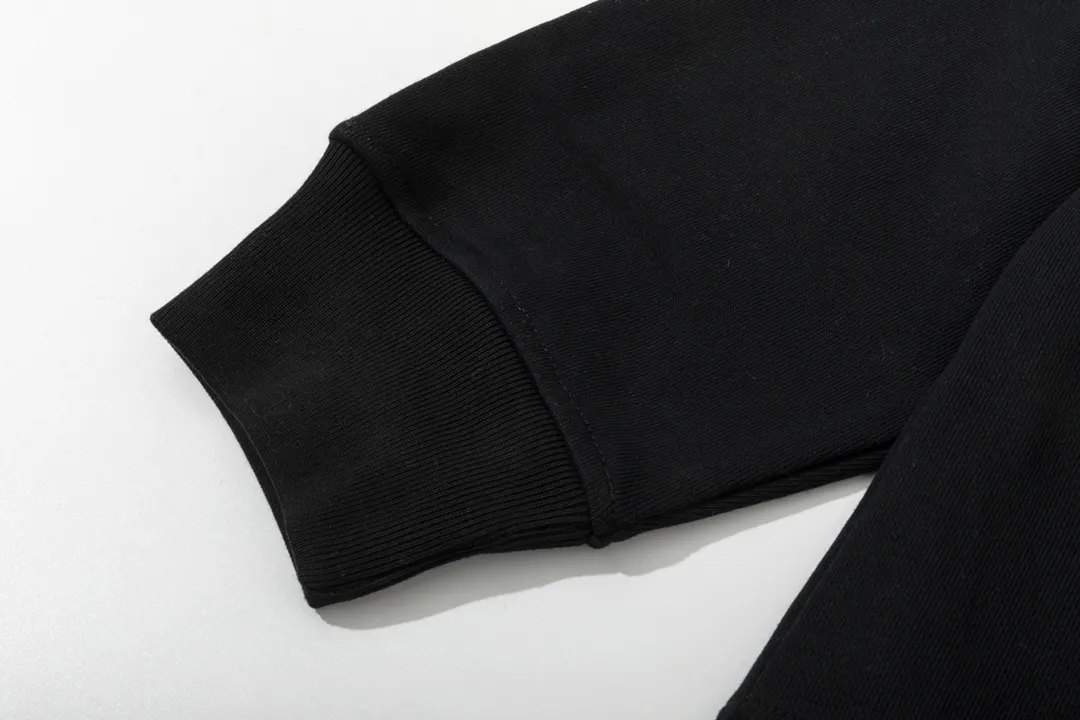【2026】【GIVENCHY  公式旗艦店】ジバンシー 丸首の衛衣 スウェットご好評に付き再入荷！