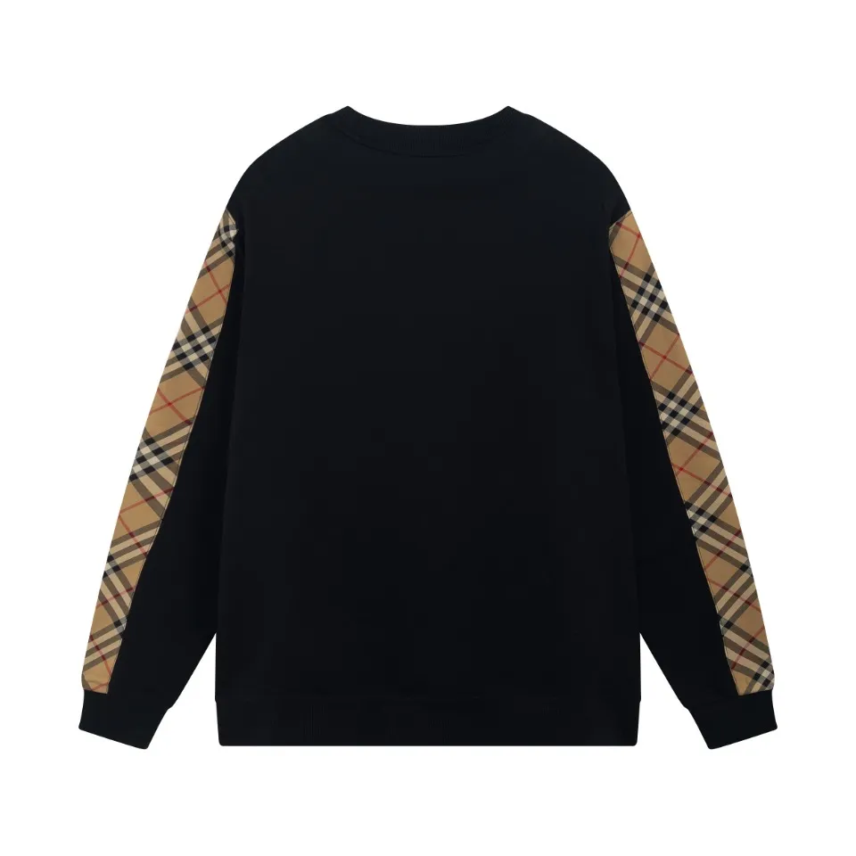 【2026】【BURBERRY  公式旗艦店】バーバリー丸首の衛衣 スウェットご好評に付き再入荷！