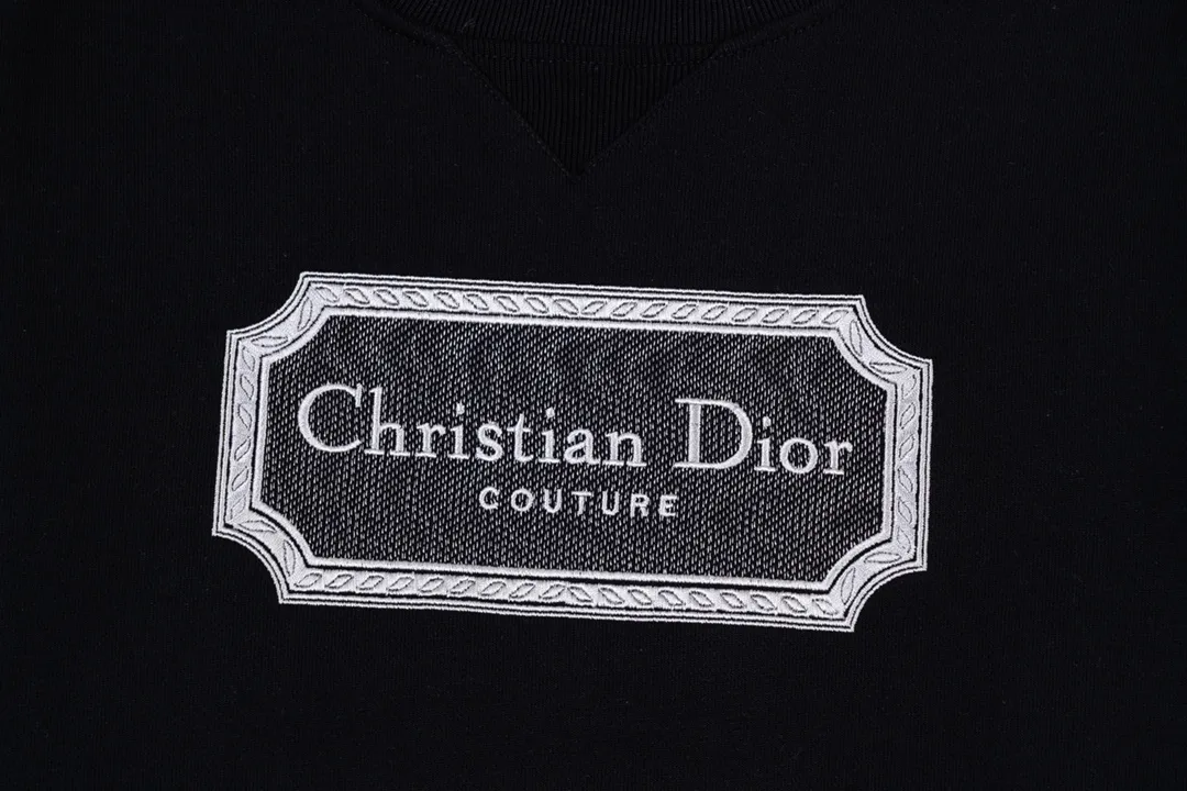 【2026】【DIOR 公式旗艦店】ディオール  丸首の衛衣 スウェットご好評に付き再入荷！