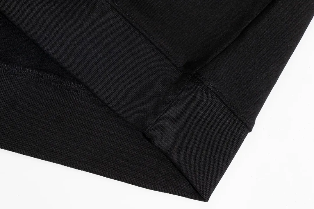 【2026】【BURBERRY  公式旗艦店】バーバリー パーカースウェットご好評に付き再入荷！