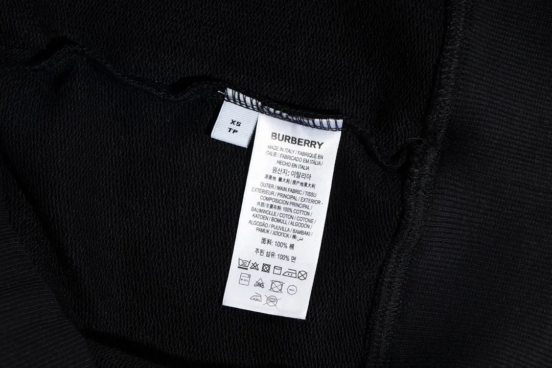 【2026】【BURBERRY  公式旗艦店】バーバリー パーカースウェットご好評に付き再入荷！