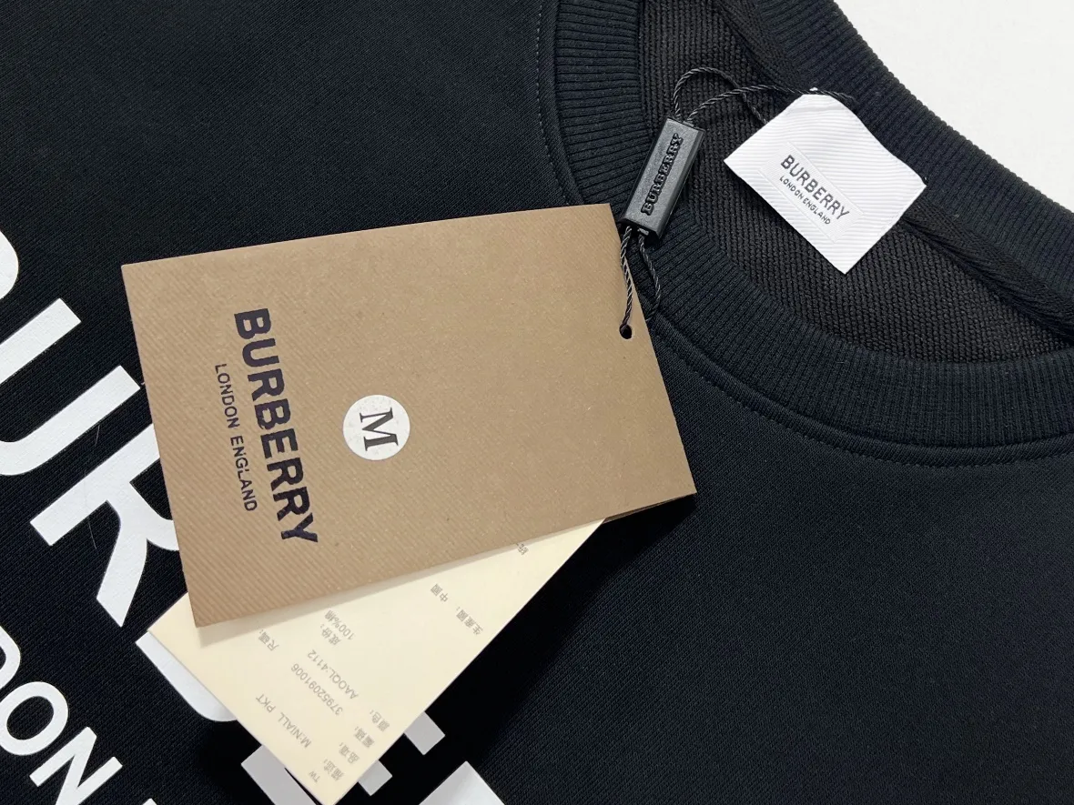 【2026】【BURBERRY 公式旗艦店】バーバリー 丸首の衛衣 スウェットご好評に付き再入荷！