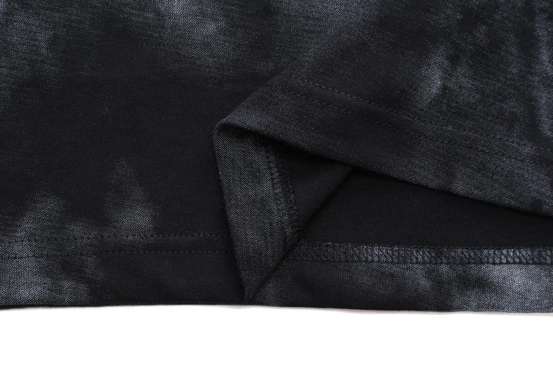 【2026】【BALENCIAGA  公式旗艦店】 バレンシアガ    Tシャツご好評に付き再入荷！