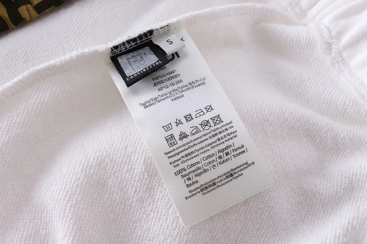 【2026】【FENDI  公式旗艦店】フェンディパーカー スウェット ご好評に付き再入荷！
