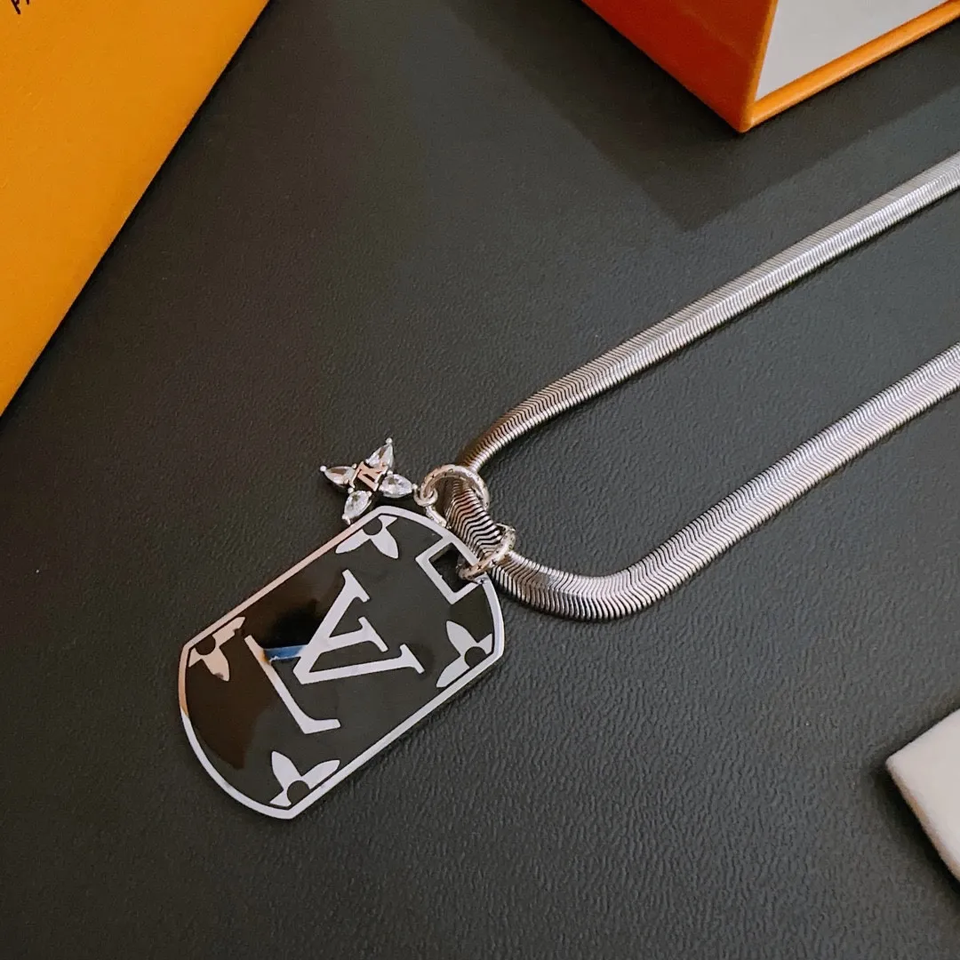【2026】【LOUIS VUITTON】ネックレス、新しいネックレス万能シンプルファッションオーナメント
