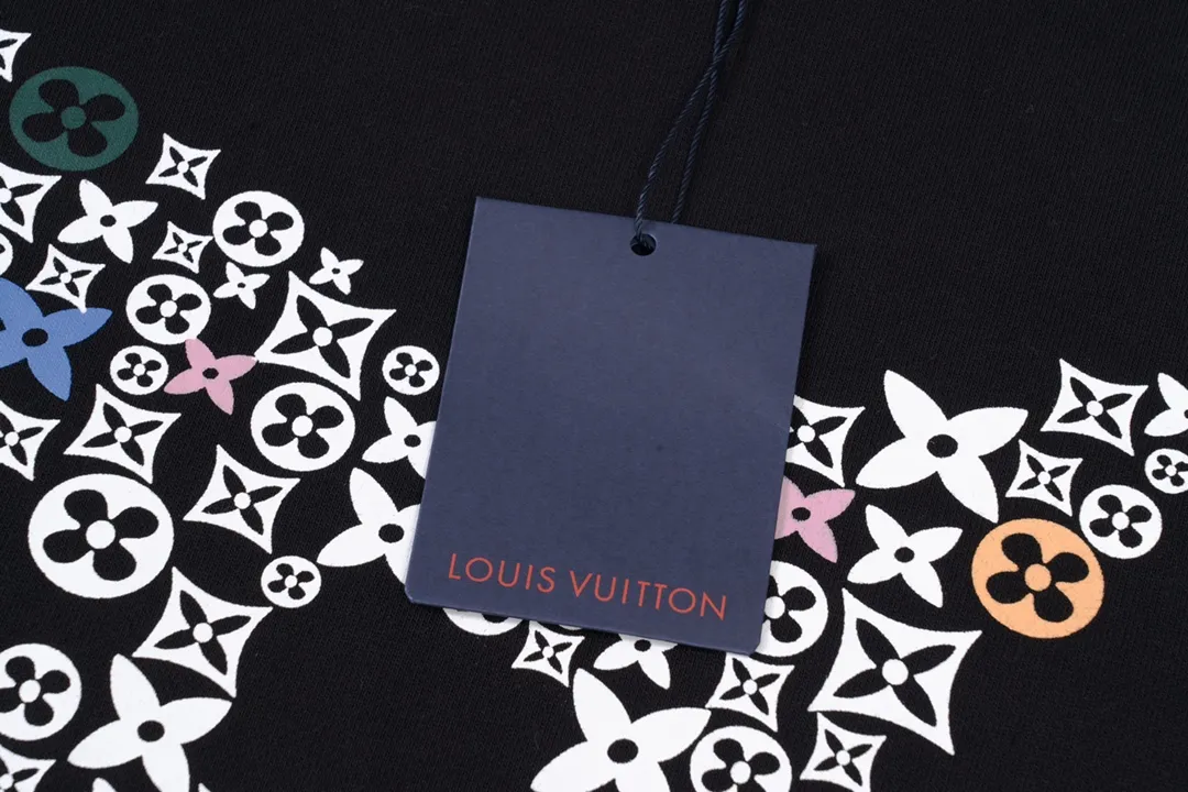 【2026】【LOUIS VUITTON  公式旗艦店】ルイヴィトン 丸首の衛衣 ご好評に付き再入荷！